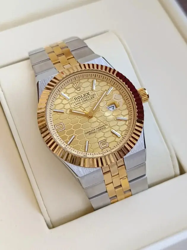 Rolex Land-Dweller watch in a two-tone Oystersteel and yellow gold, with a honeycomb-textured dial and a Jubilee bracelet_2.webp
