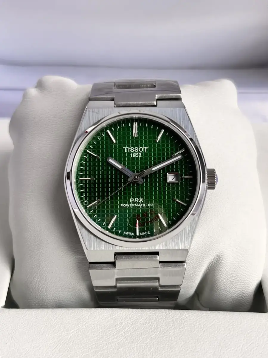 Tissot PRX powermatic watch with a green dial and stainless steel integrated bracelet_2.webp